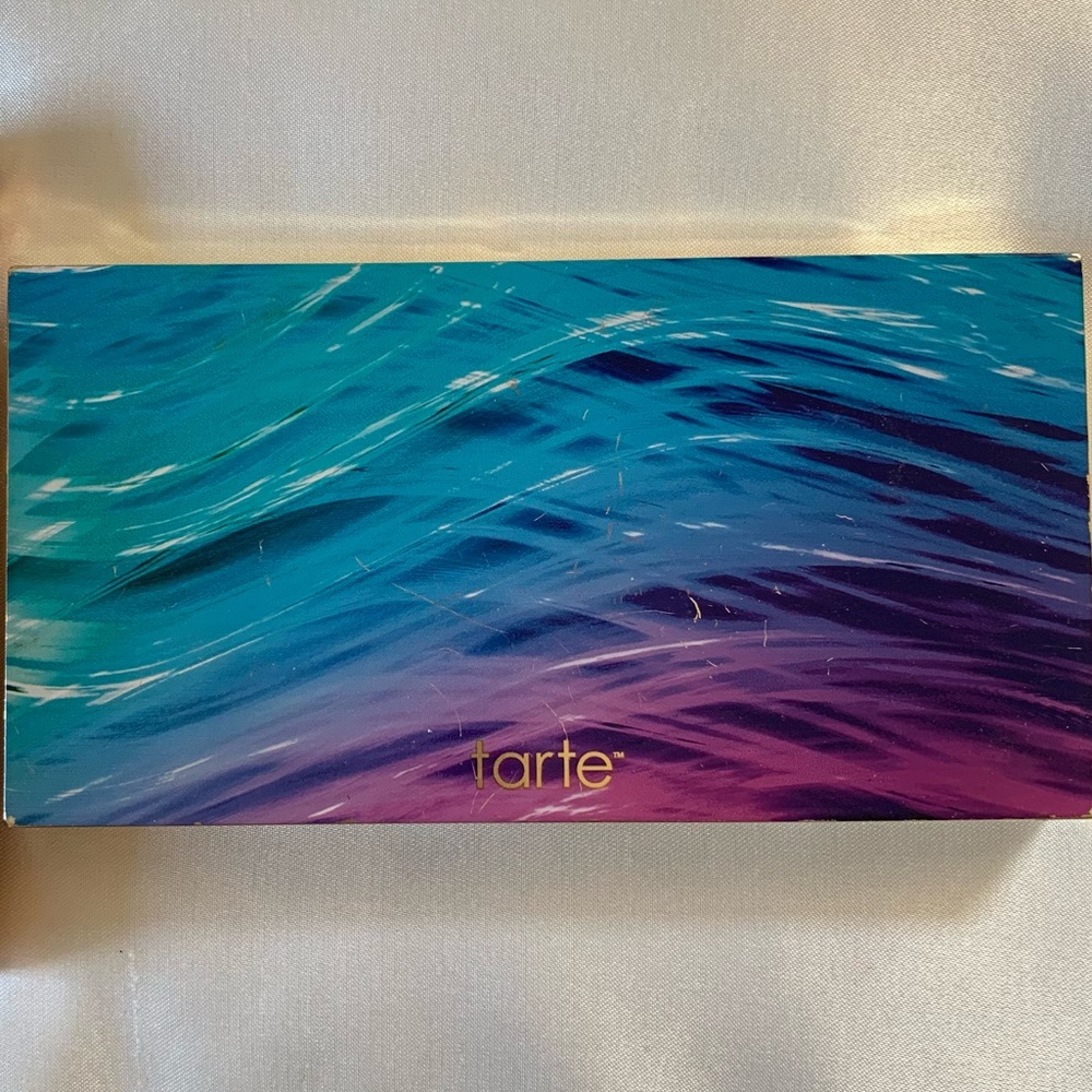 🐣5 for $25 Tarte Skin Twinkle Volume II Lighting Pallette